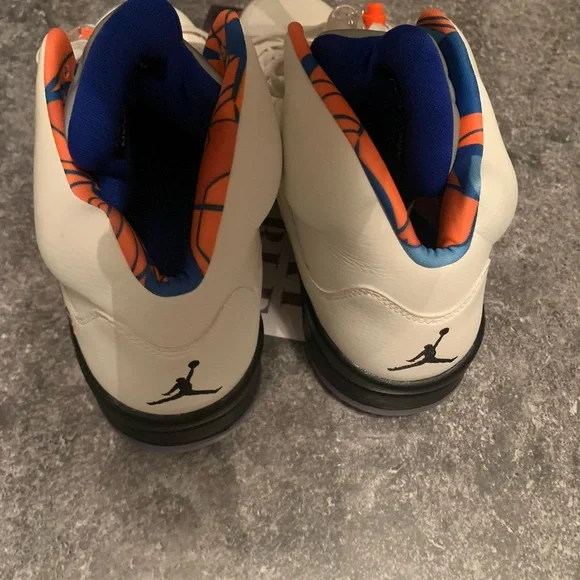 Retro Jordan ‘international’ 5